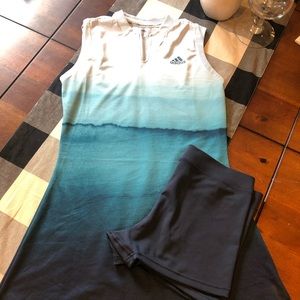 👗 Adorable Women’s Adidas Tennis dress. Size M